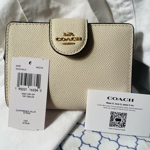 COACH Medium Zip & Snap Wallet 🐻‍❄️ NWT - Picture 14 of 15
